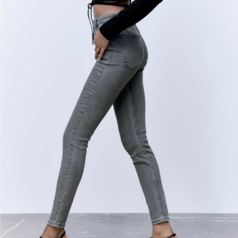 Zara Super Elastic Grey Skinny Jeans